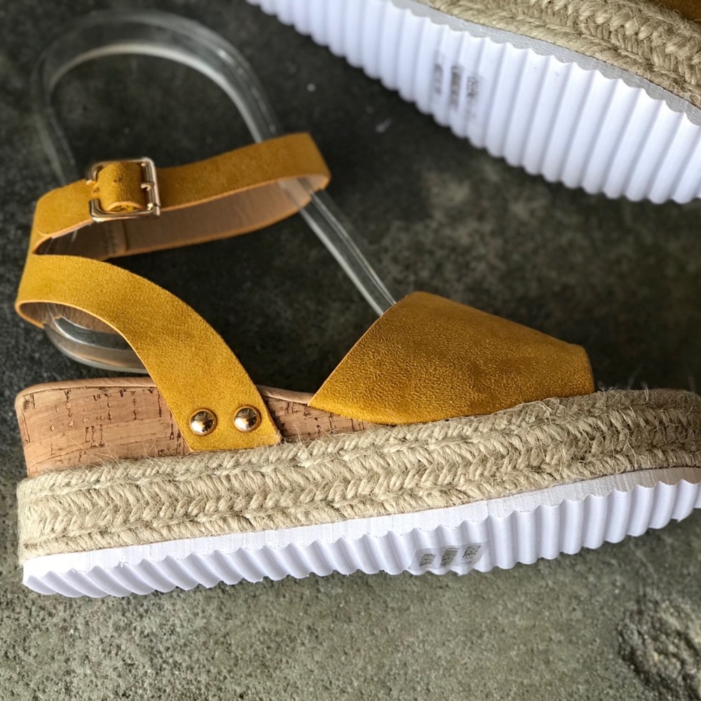 1 Left!Elegant Mustard Espadrille Platform Sandals - Picture 4 of 8